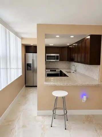 9420 Tangerine Place Davie FL 33324