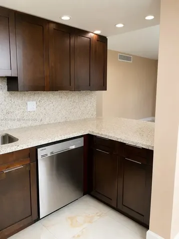 9420 Tangerine Place Davie FL 33324