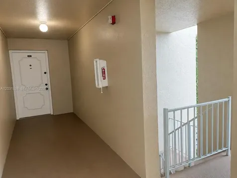 9420 Tangerine Place Davie FL 33324
