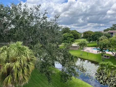 9420 Tangerine Place Davie FL 33324