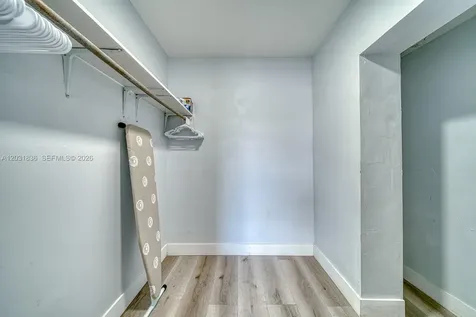 7622 SW 21st Street Miami FL 33155