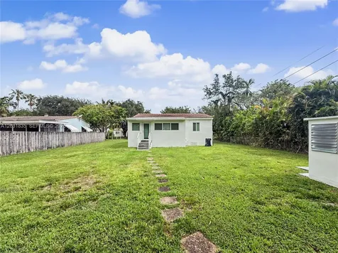 436 Lark Avenue Miami Springs FL 33166