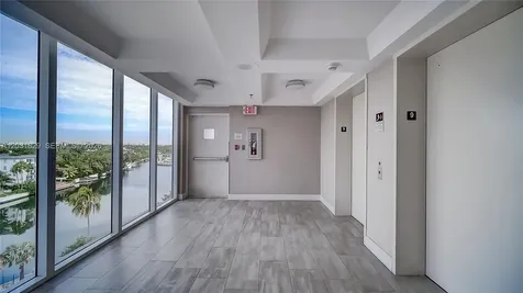2401 Collins Avenue Miami Beach FL 33140