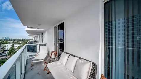 2401 Collins Avenue Miami Beach FL 33140