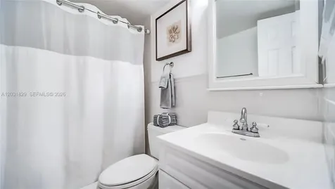 2401 Collins Avenue Miami Beach FL 33140
