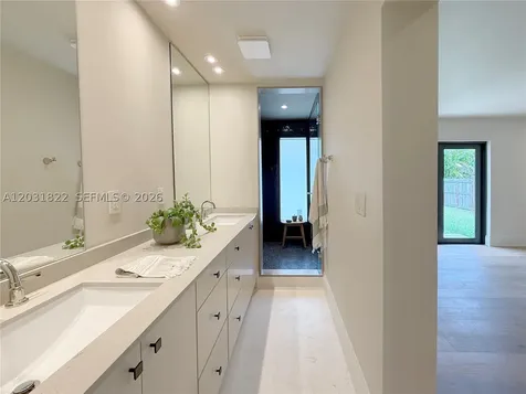 8845 SW 176th Terrace Palmetto Bay FL 33157