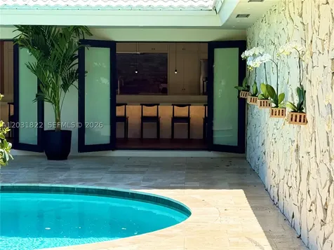 8845 SW 176th Terrace Palmetto Bay FL 33157