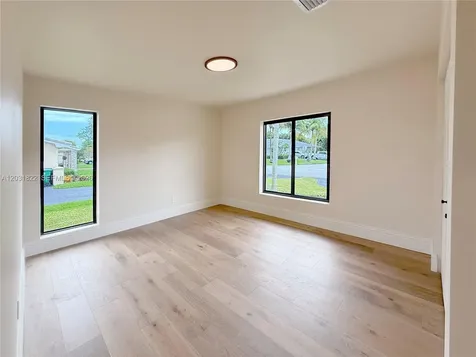 8845 SW 176th Terrace Palmetto Bay FL 33157