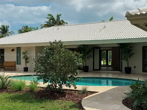 8845 SW 176th Terrace Palmetto Bay FL 33157