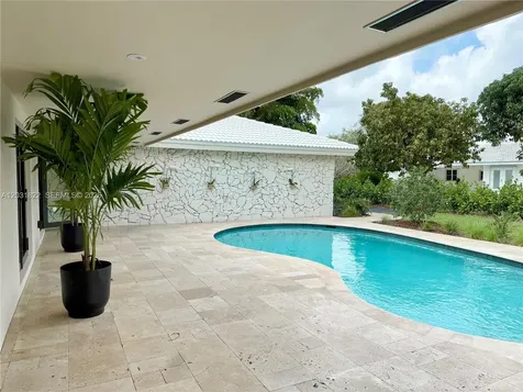 8845 SW 176th Terrace Palmetto Bay FL 33157
