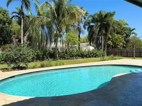 8845 SW 176th Terrace Palmetto Bay FL 33157