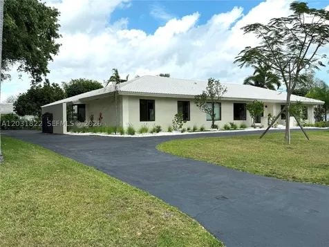 8845 SW 176th Terrace Palmetto Bay FL 33157