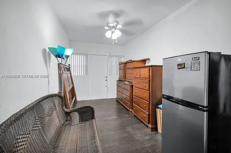 600 NW 34th Avenue Miami FL 33125