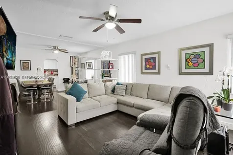 600 NW 34th Avenue Miami FL 33125