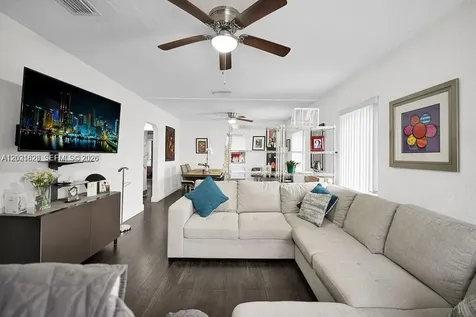 600 NW 34th Avenue Miami FL 33125