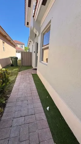 2120 NE 37th Road Homestead FL 33033