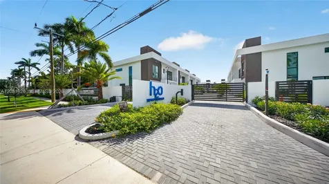 4656 SW 32nd Avenue Dania Beach FL 33312