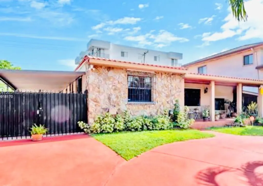2424 SW 21st Terrace Miami FL 33145