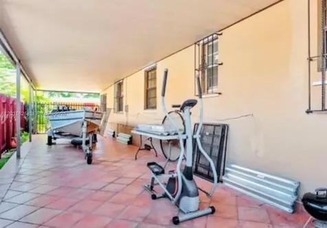 2424 SW 21st Terrace Miami FL 33145