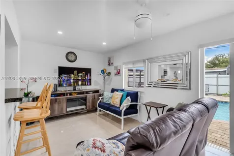 9770 NW 25th Street Sunrise FL 33322