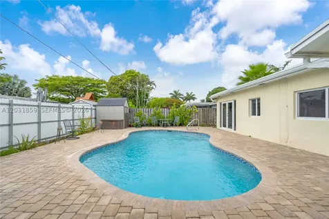 9770 NW 25th Street Sunrise FL 33322