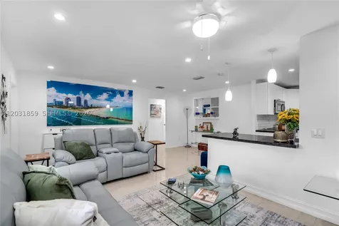 9770 NW 25th Street Sunrise FL 33322