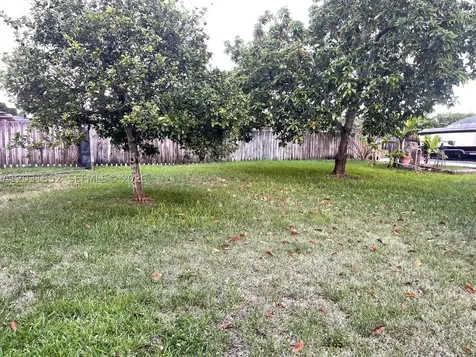 19391 NW 57th Court Hialeah FL 33015