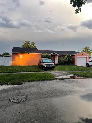 Hialeah FL 33015