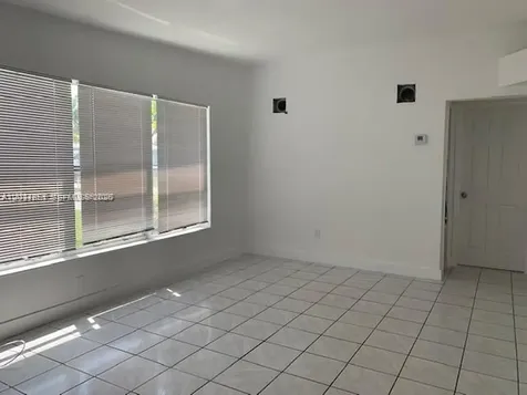 3904 SW 58th Avenue West Park FL 33023