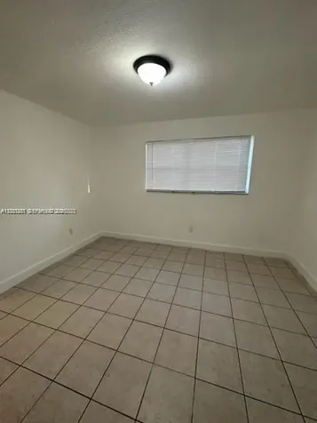 3904 SW 58th Avenue West Park FL 33023
