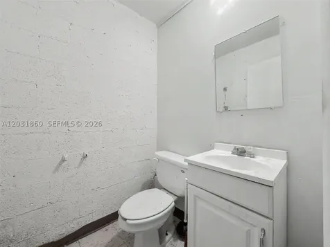 2225 SW 57th Avenue West Park FL 33023
