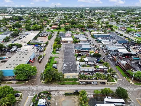 2201 SW 57th Avenue West Park FL 33023