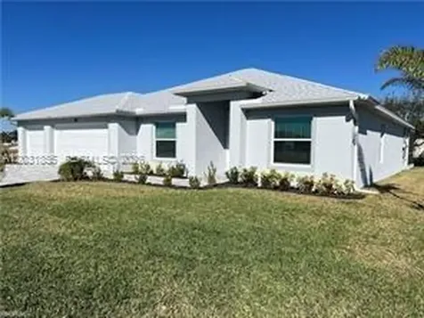 4211 NE 19th Avenue Cape Coral FL 33909