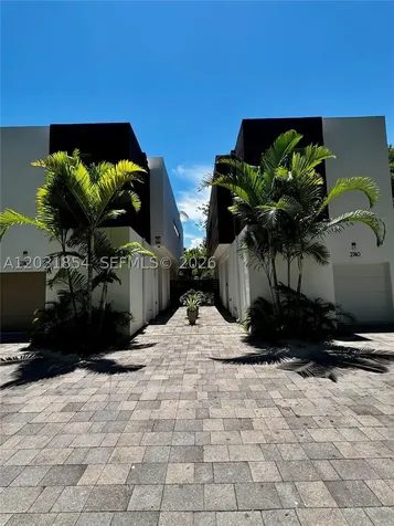 2740 SW 29th Avenue Miami FL 33133