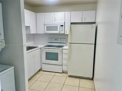 8321 NW 7th Street Miami FL 33126