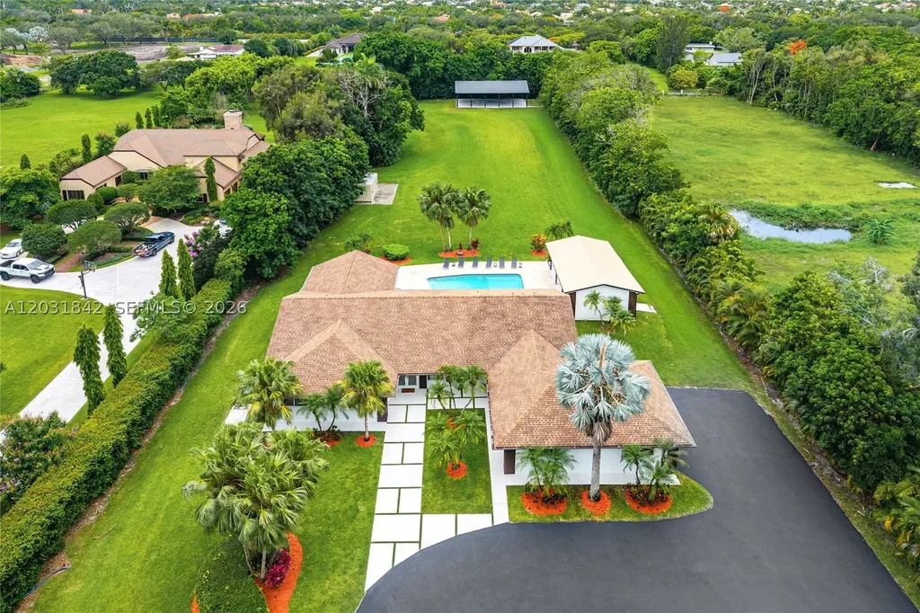 13900 Mustang Trail Southwest Ranches FL 33330