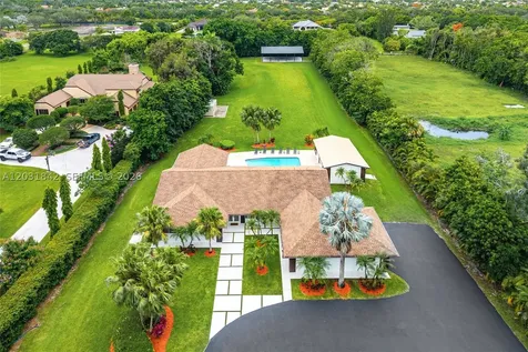 13900 Mustang Trail Southwest Ranches FL 33330
