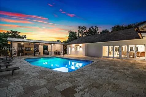 13900 Mustang Trail Southwest Ranches FL 33330