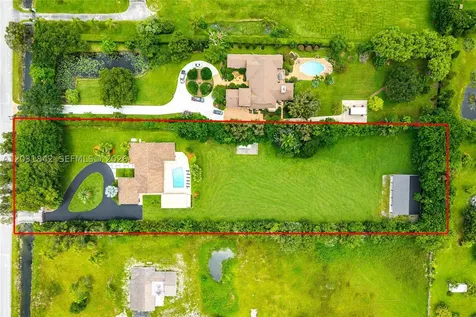 13900 Mustang Trail Southwest Ranches FL 33330