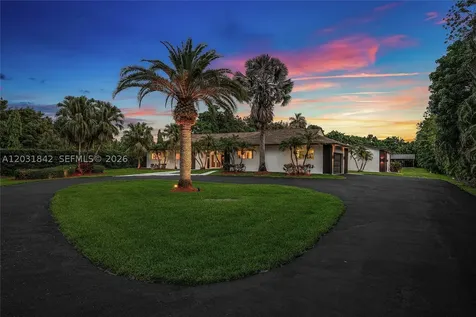 13900 Mustang Trail Southwest Ranches FL 33330