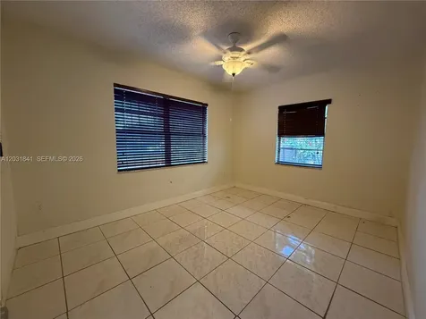 6318 SW 27th Street Miami FL 33155