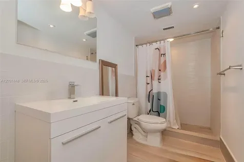 900 Bay Drive Miami Beach FL 33141