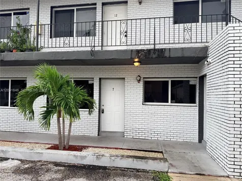 7824 NW 5th Court Miami FL 33150