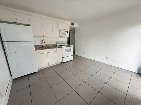 7824 NW 5th Court Miami FL 33150