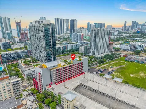 90 NE 32 Miami FL 33137
