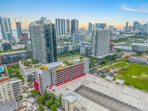 90 NE 32 Miami FL 33137