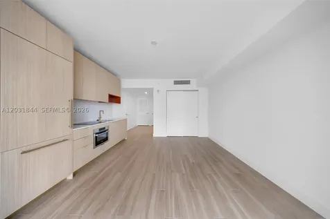 90 NE 32 Miami FL 33137