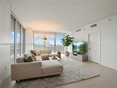 16385 Biscayne Boulevard North Miami Beach FL 33160