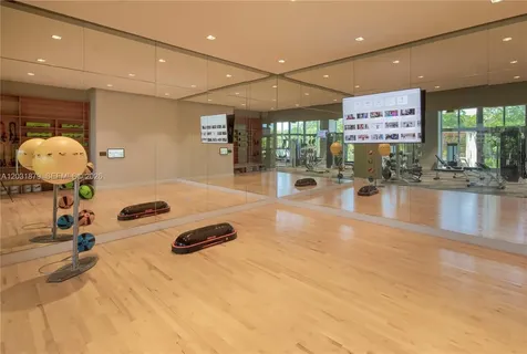 16385 Biscayne Boulevard North Miami Beach FL 33160
