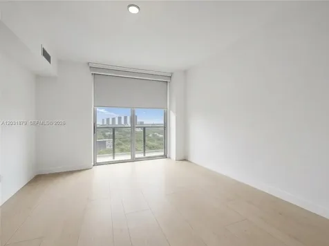 16385 Biscayne Boulevard North Miami Beach FL 33160